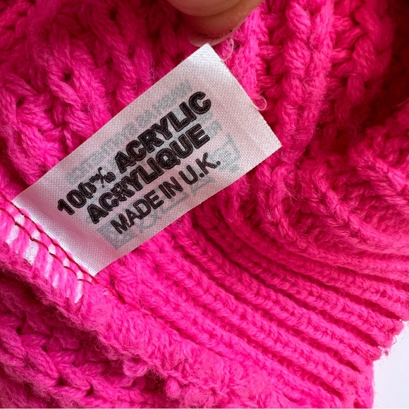 Glamorous Hot Pink cropped knit sweater - Picture 4 of 4